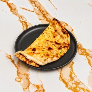 Chili Cheese Naan