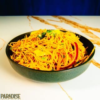 Egg Hakka Noodles